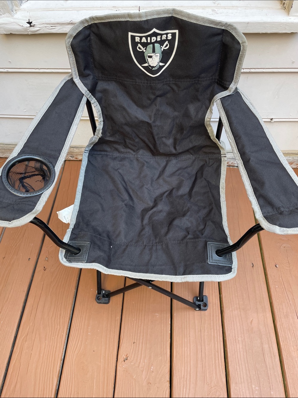 Coleman NFL Raiders Folding Camping Tailgate Chair w/ Carry Bag